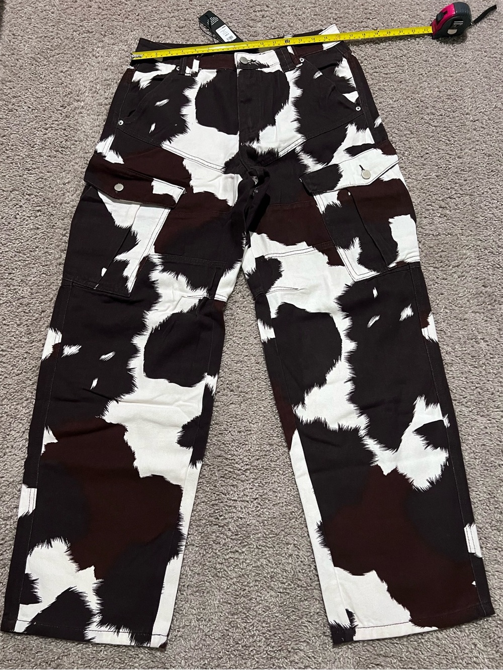 Fashion Nova Brown & White Cheyenne Cargo Jeans - Picture 2 of 9